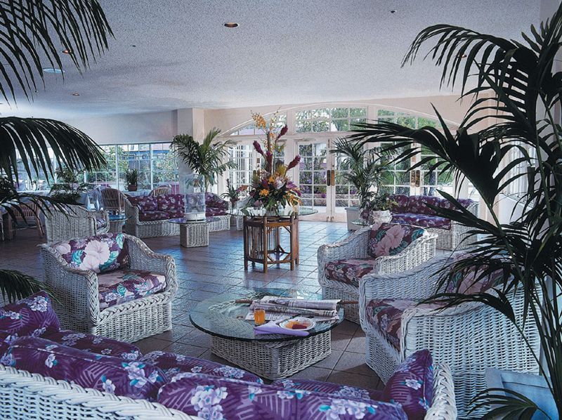 Coconut Waikiki Hotel